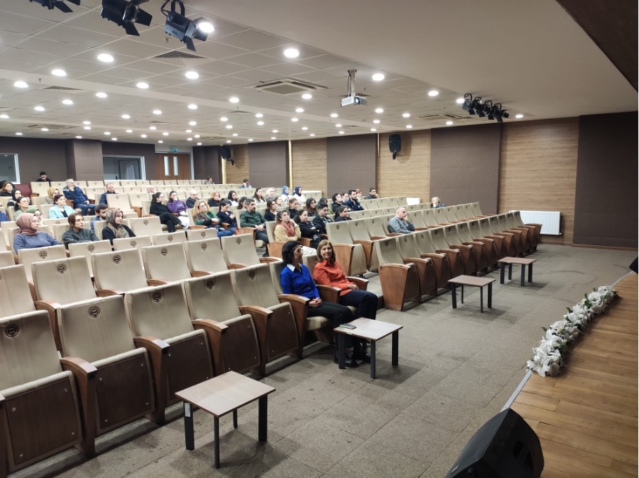 seminer 10 aralık_4.jpg (162 KB)