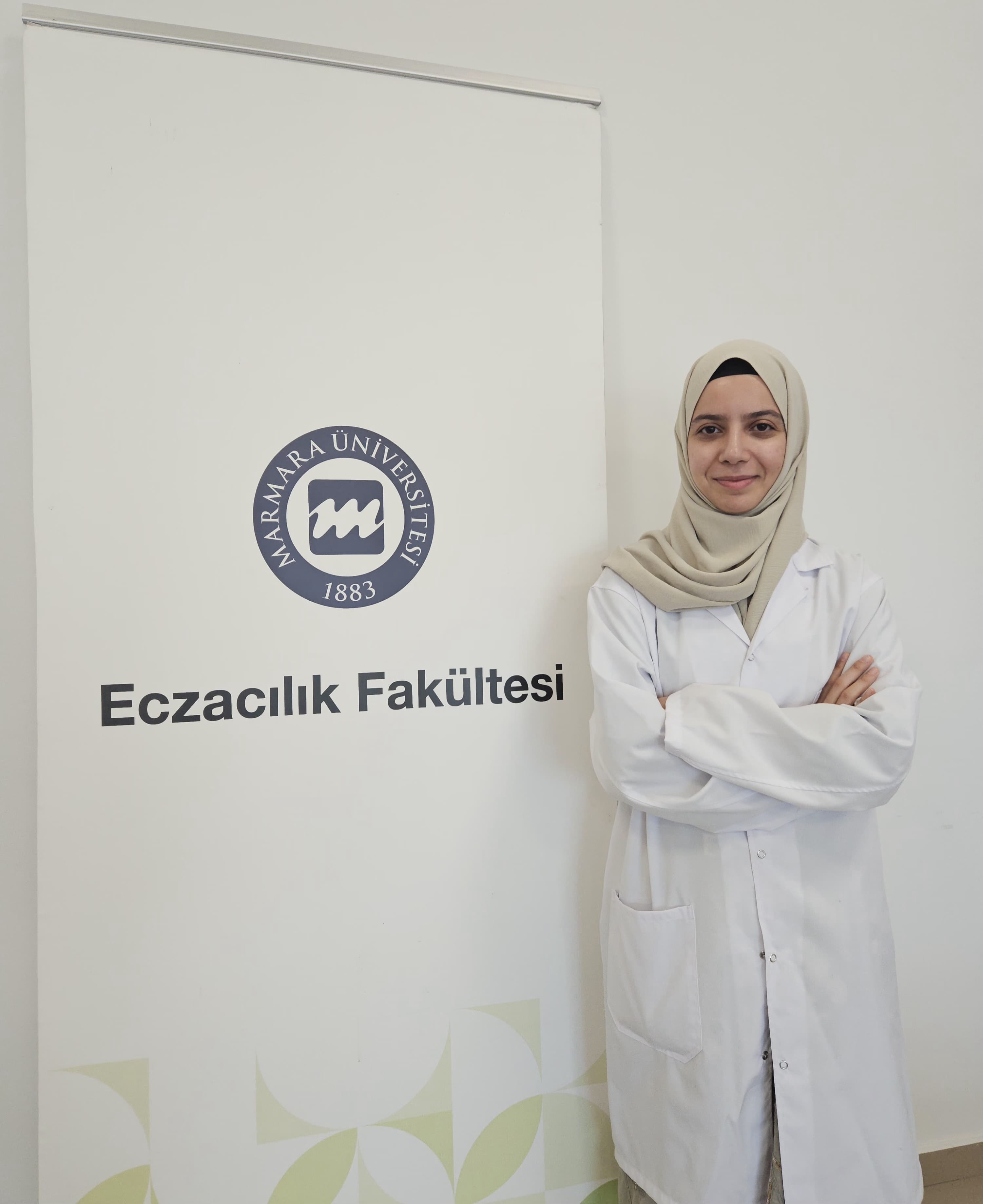 Esra.jpeg (226 KB)